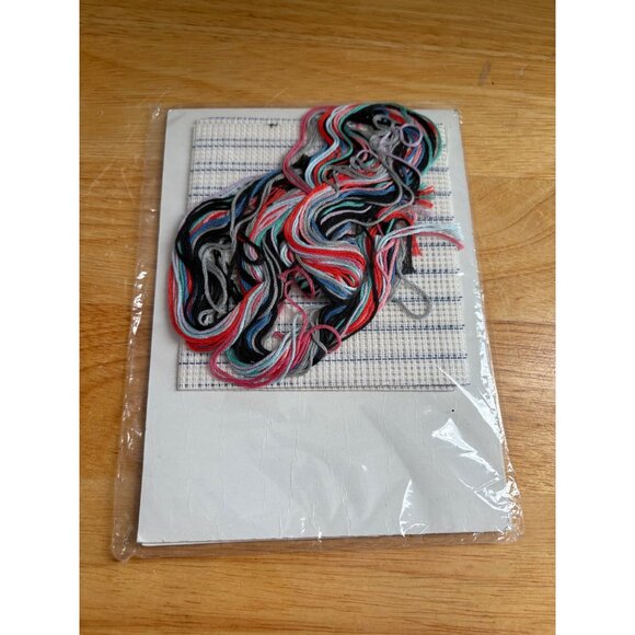 Golden Bee Wearables Comedy & Tragedy Cross Stitch Kit 10-Inch Tear-Away Canvas - Picture 5 of 5